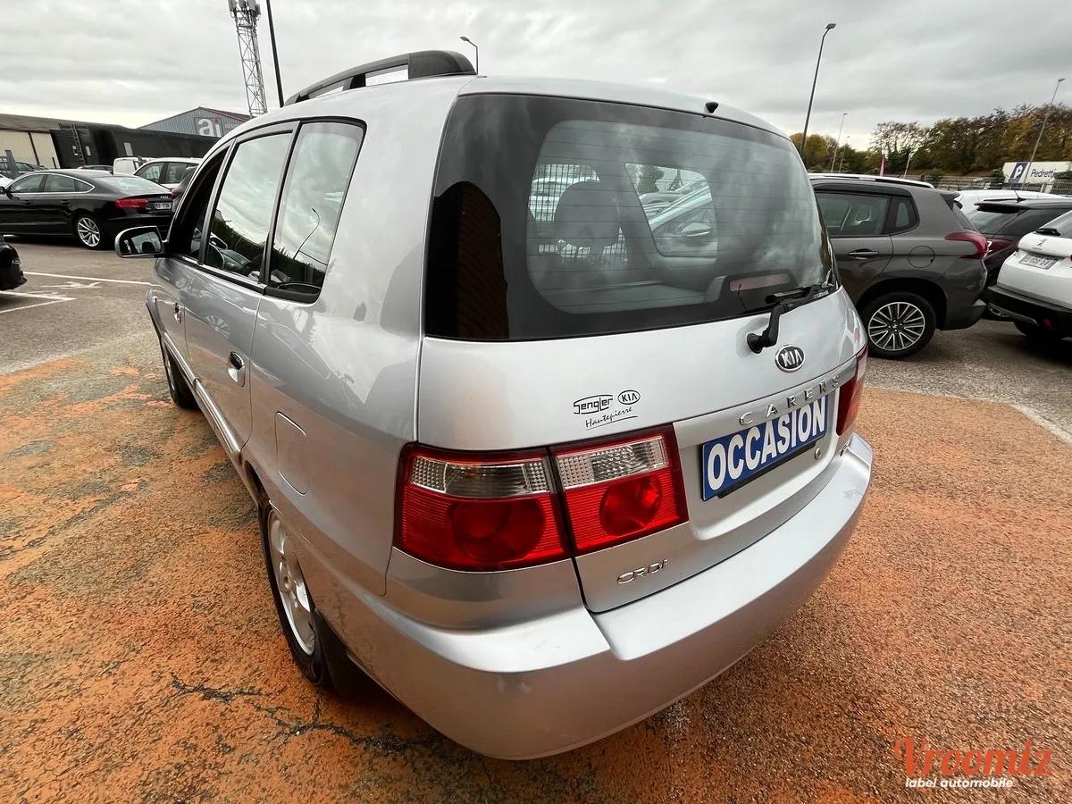Kia Carens 