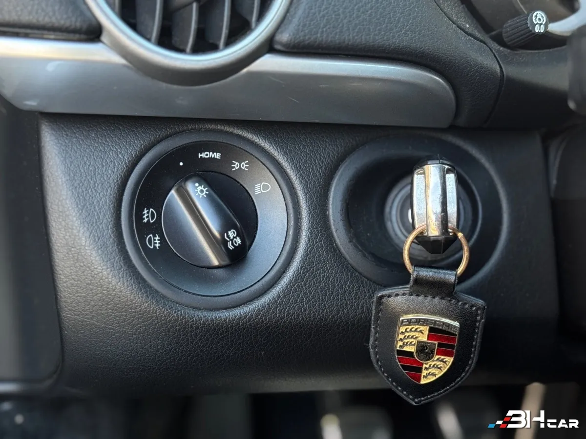 Porsche Cayman - photo 21