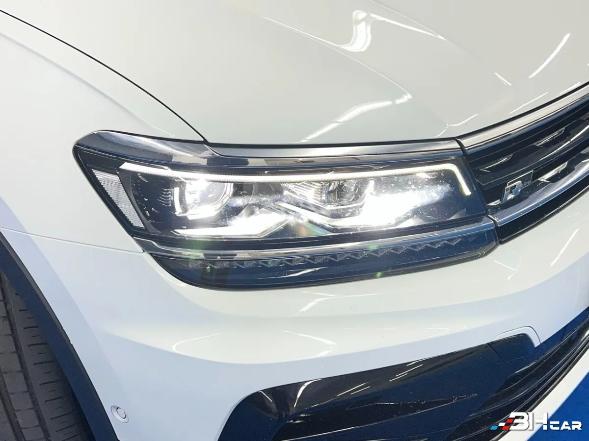 Volkswagen Tiguan - photo 38
