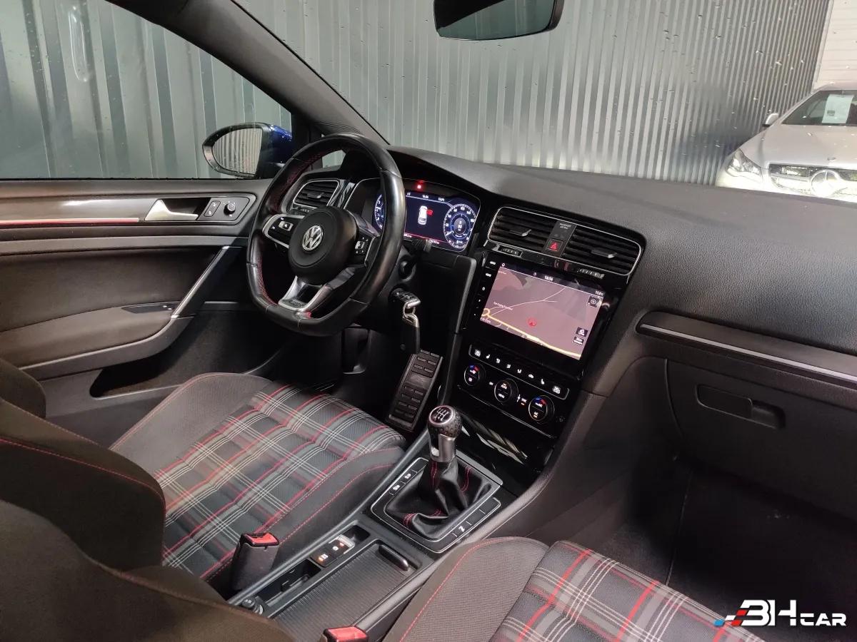 Aperçu indisponible de Volkswagen Golf