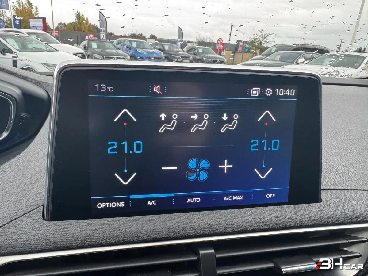 Aperçu indisponible de Peugeot 5008
