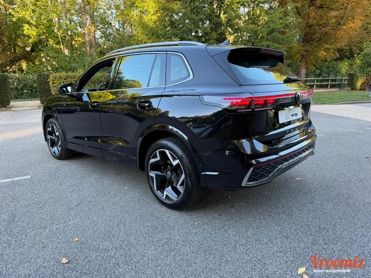 Volkswagen Tiguan 2.0 TDI 150 EXCLUSIVE R-LINE DSG BVA
