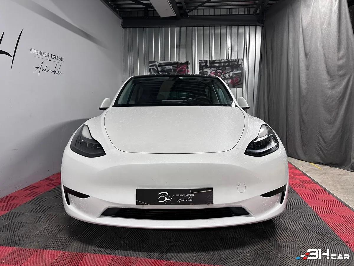 Aperçu indisponible de Tesla Model-y