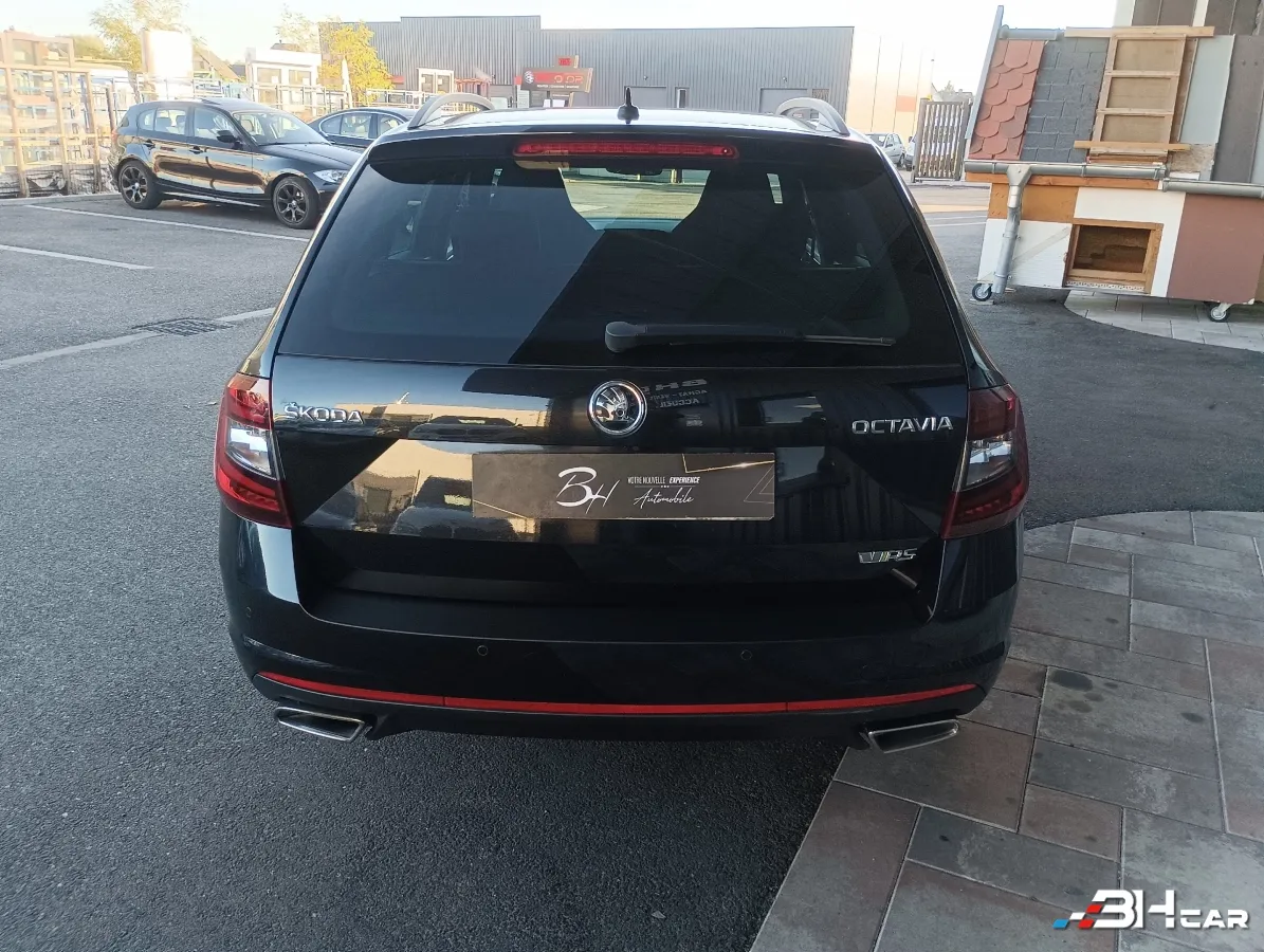 Skoda Octavia - photo 4