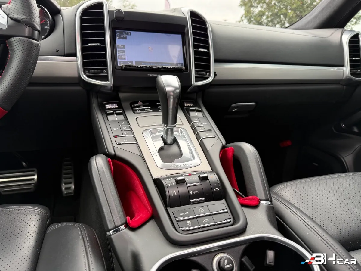 Porsche Cayenne - photo 19
