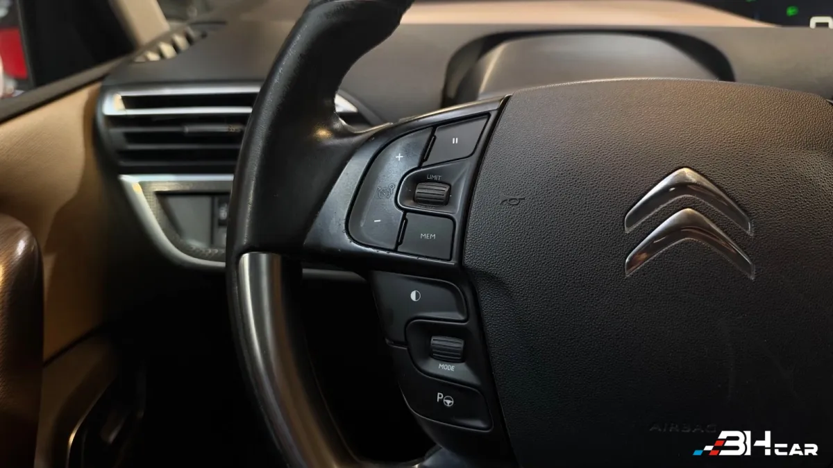Citroen C4 Picasso - photo 14