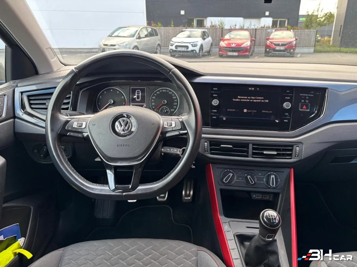 Volkswagen Polo - photo 11