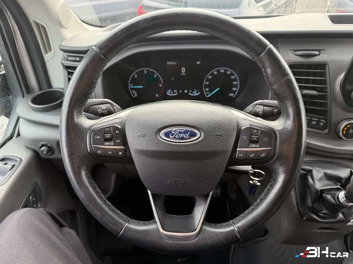 Ford Transit Vu - photo 13