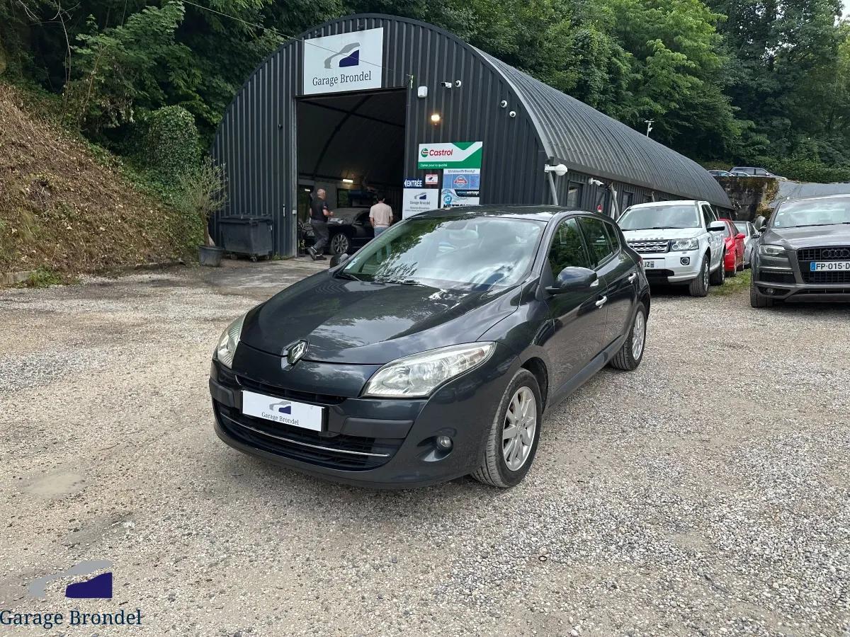 RENAULT Megane