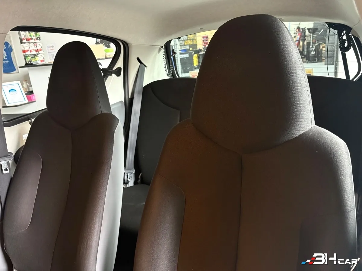 Toyota Aygo - photo 12