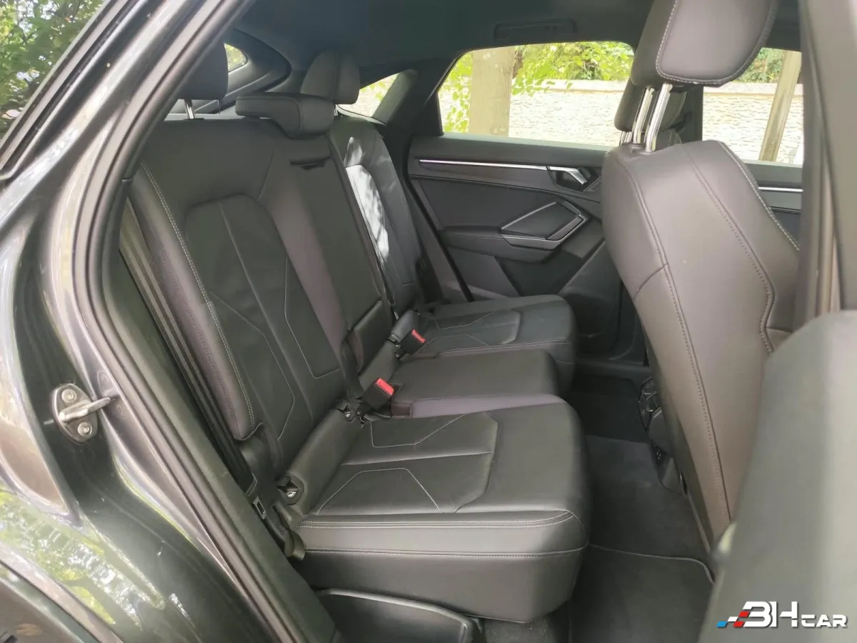 Audi Q3 - photo 13