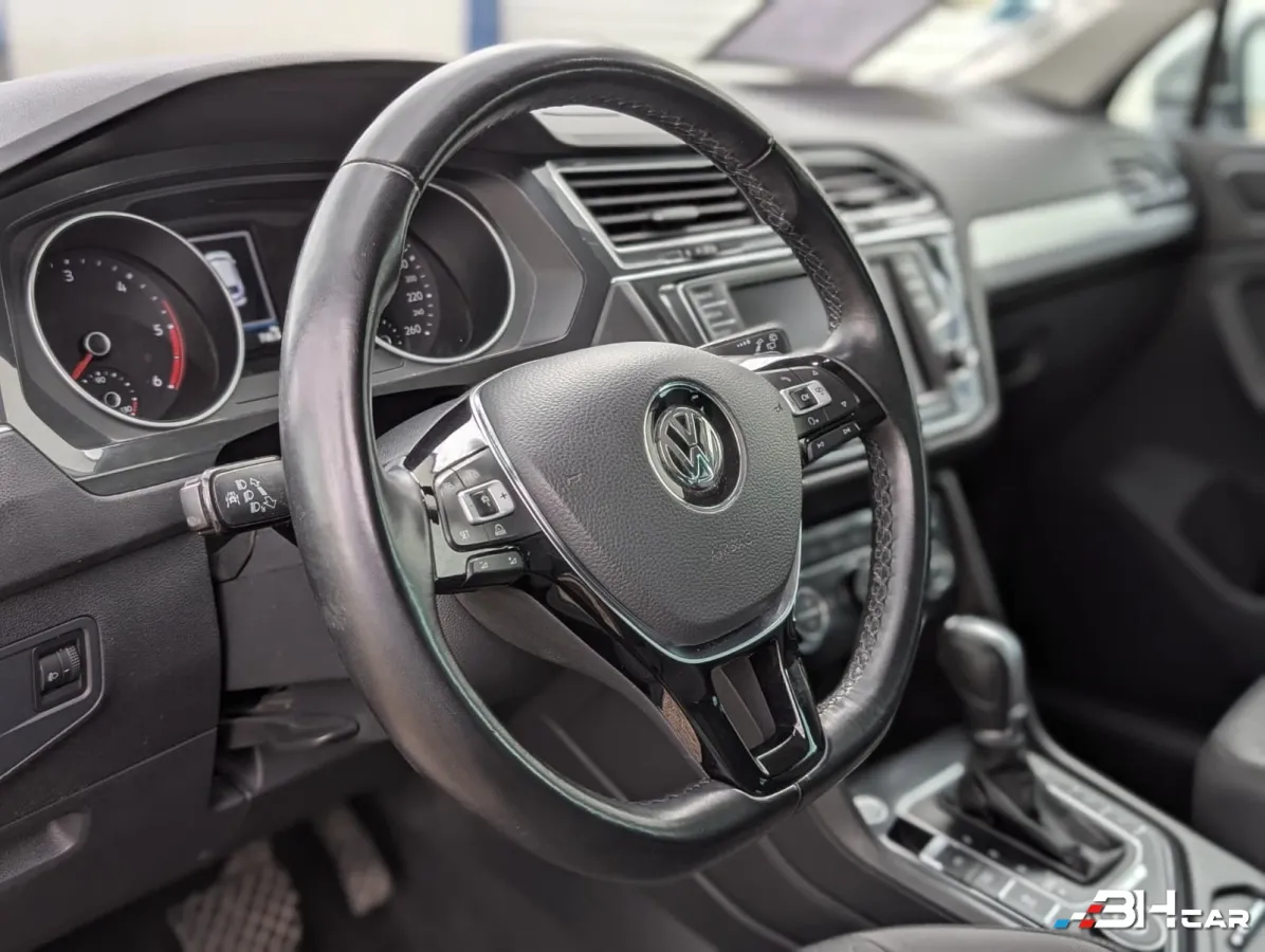 Volkswagen Tiguan - photo 10