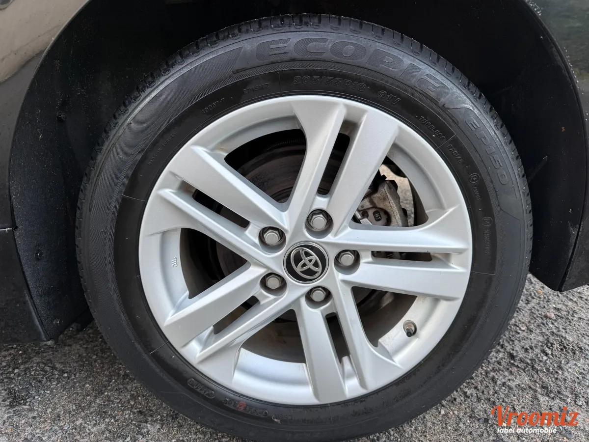 Toyota Corolla 1.8 122H 100 HYBRID FULL-HYBRID DYNAMIC BUSINESS BVA