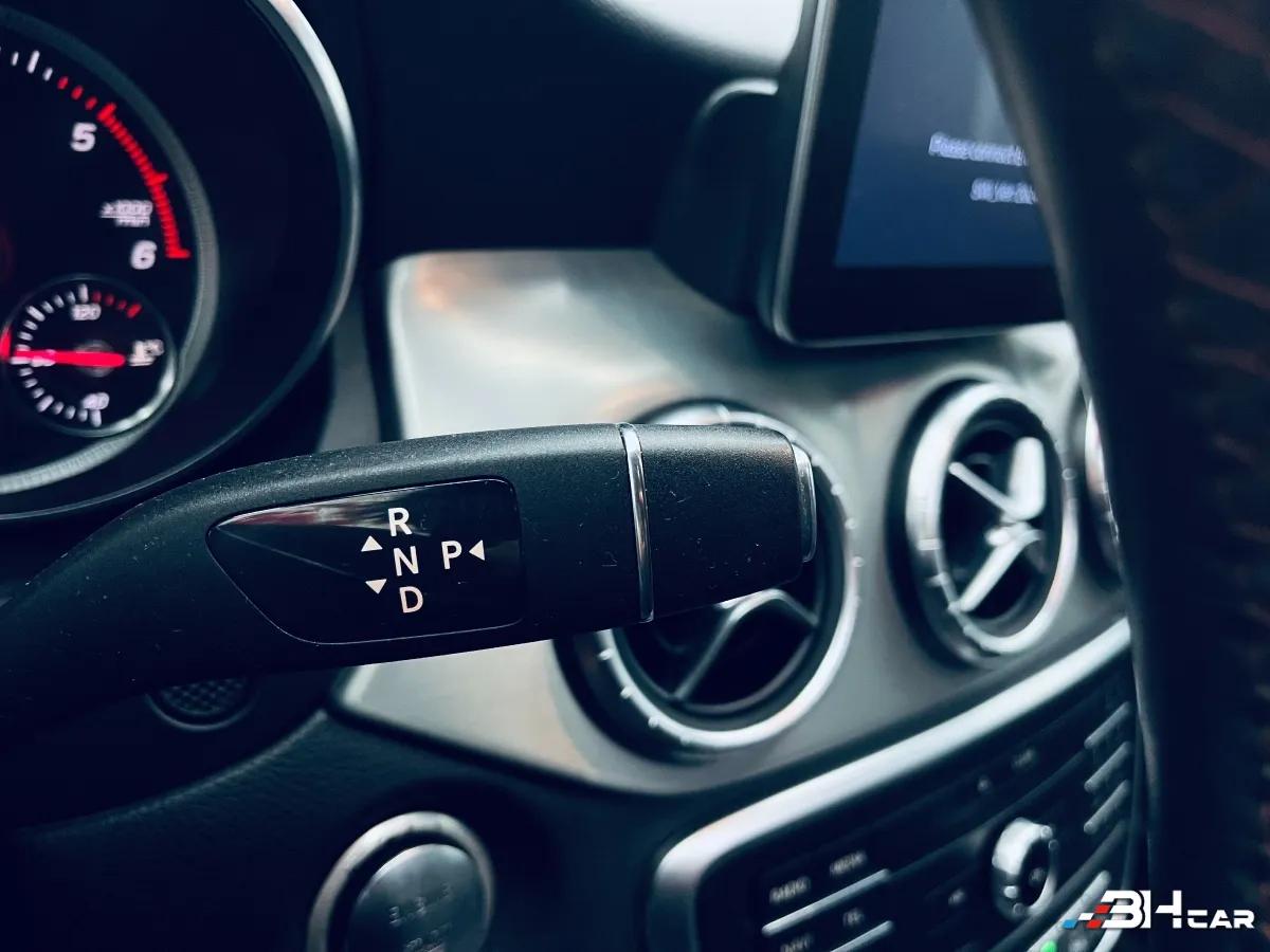 Aperçu indisponible de Mercedes-Benz CLASSE CLA