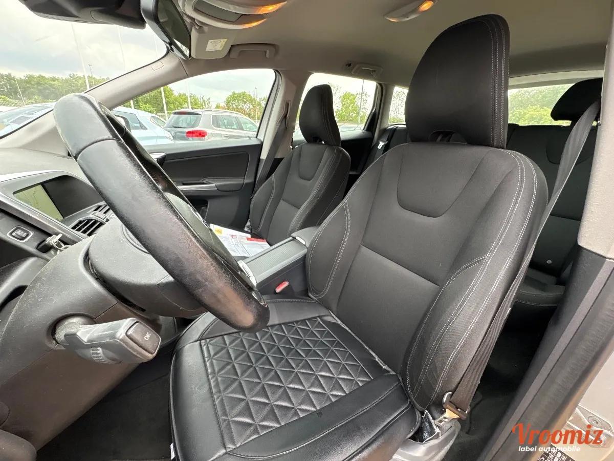 Volvo Xc60 2.0 D3 135 MOMENTUM