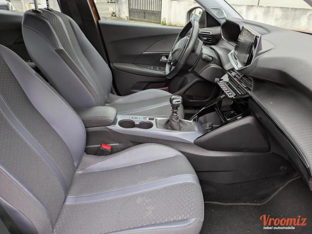 Peugeot 2008 GENERATION-I 1.5 BLUEHDI 100 ALLURE