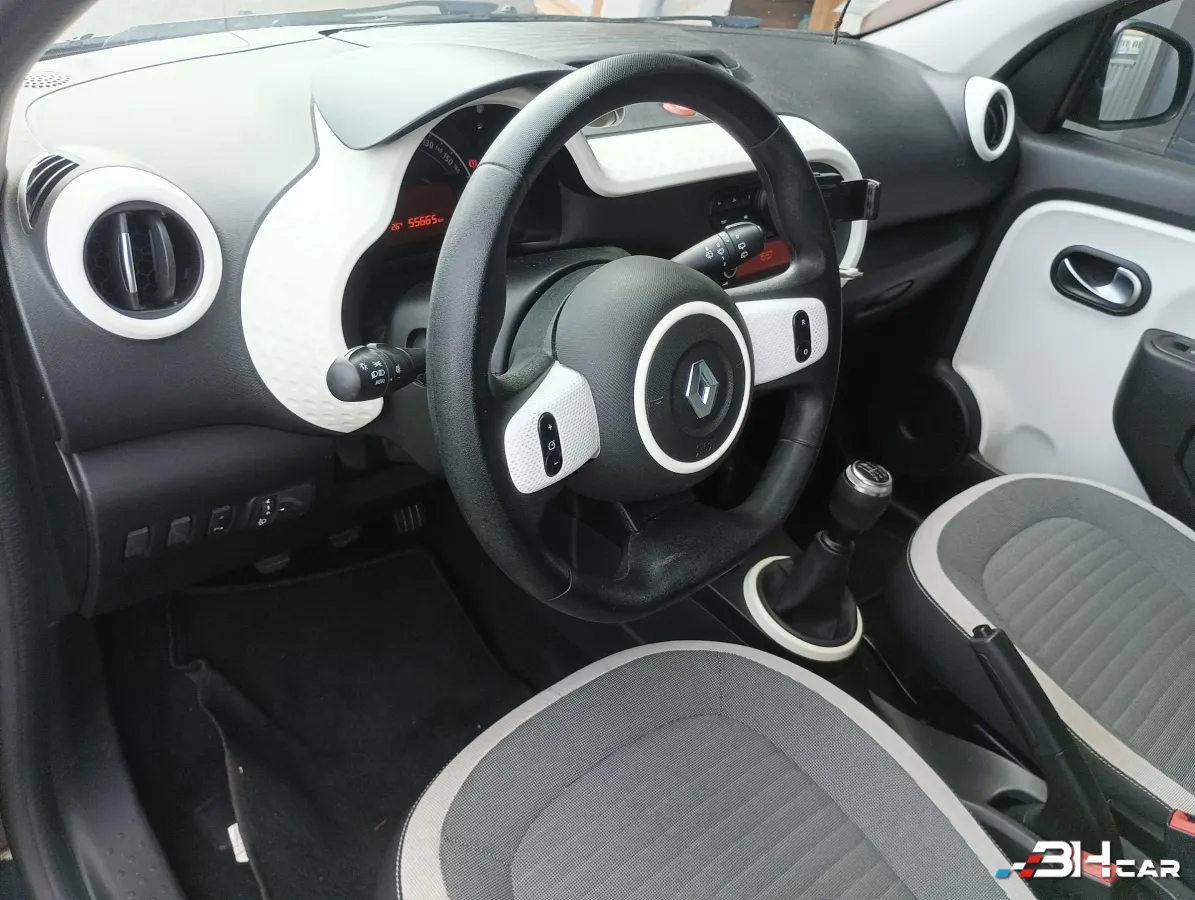 Renault Twingo - photo 14