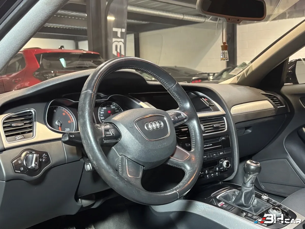 Audi A4 - photo 13