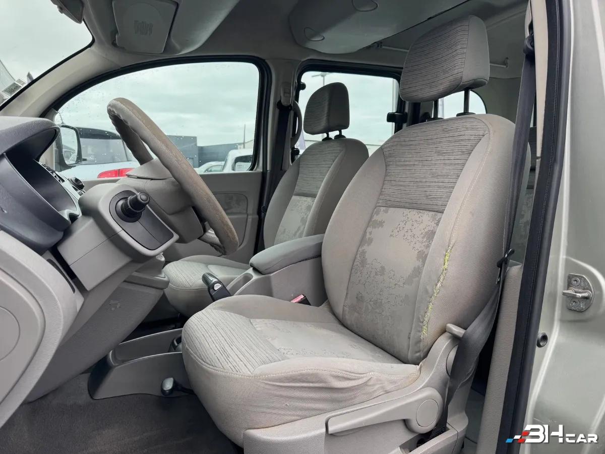 Aperçu indisponible de RENAULT Kangoo