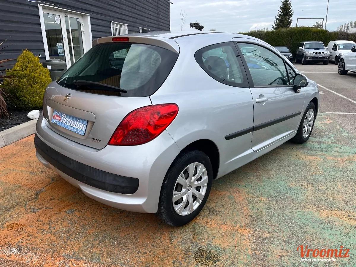 PEUGEOT 207 1.4 HDi 70 CH