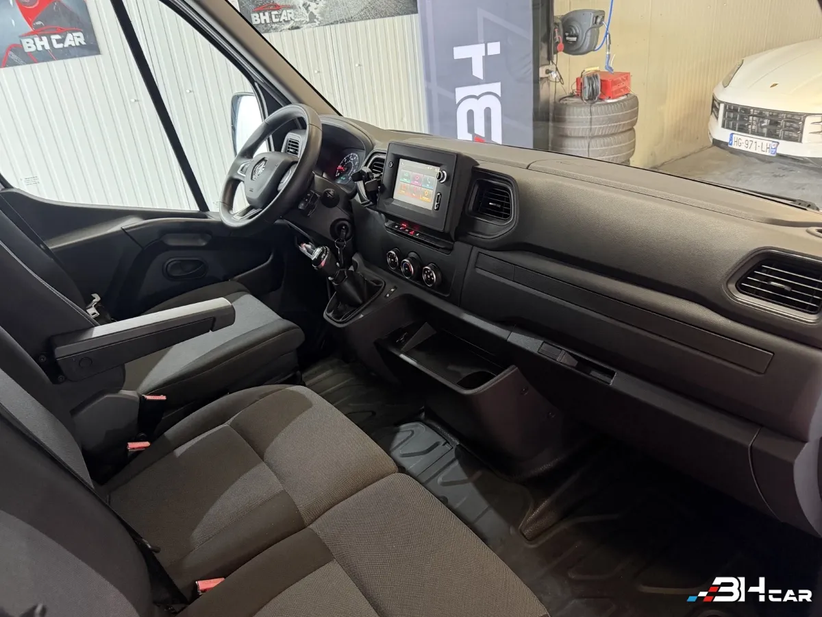 Renault Master Vu - photo 6