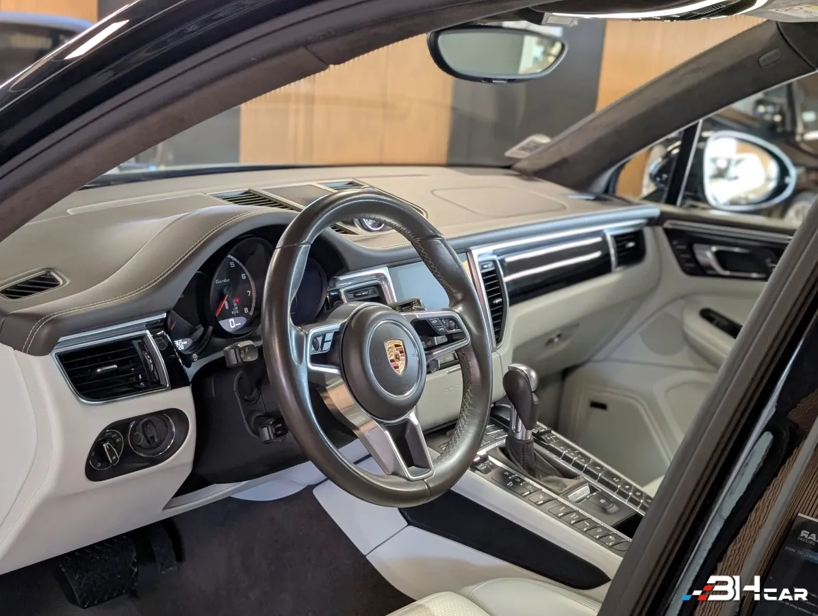 Porsche Macan - photo 9