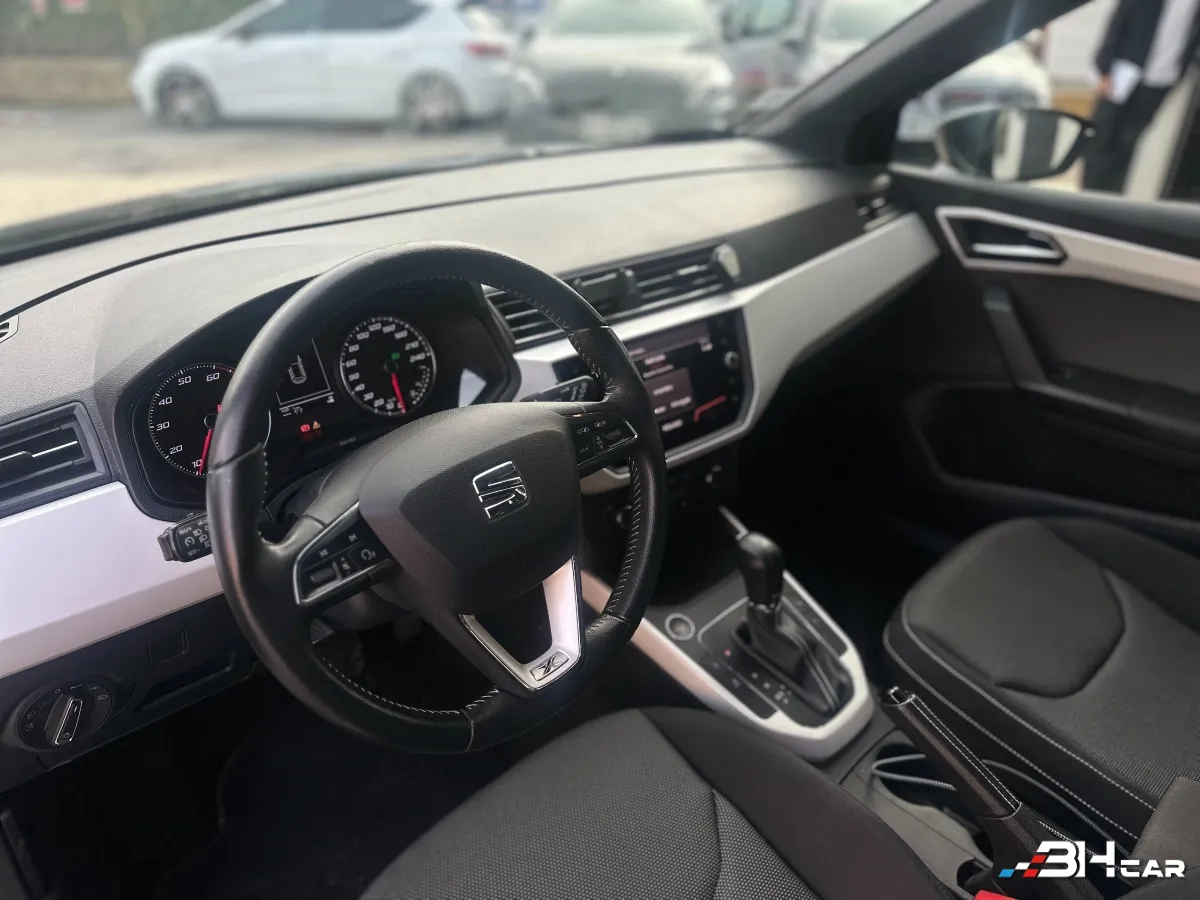 Seat Arona - photo 16