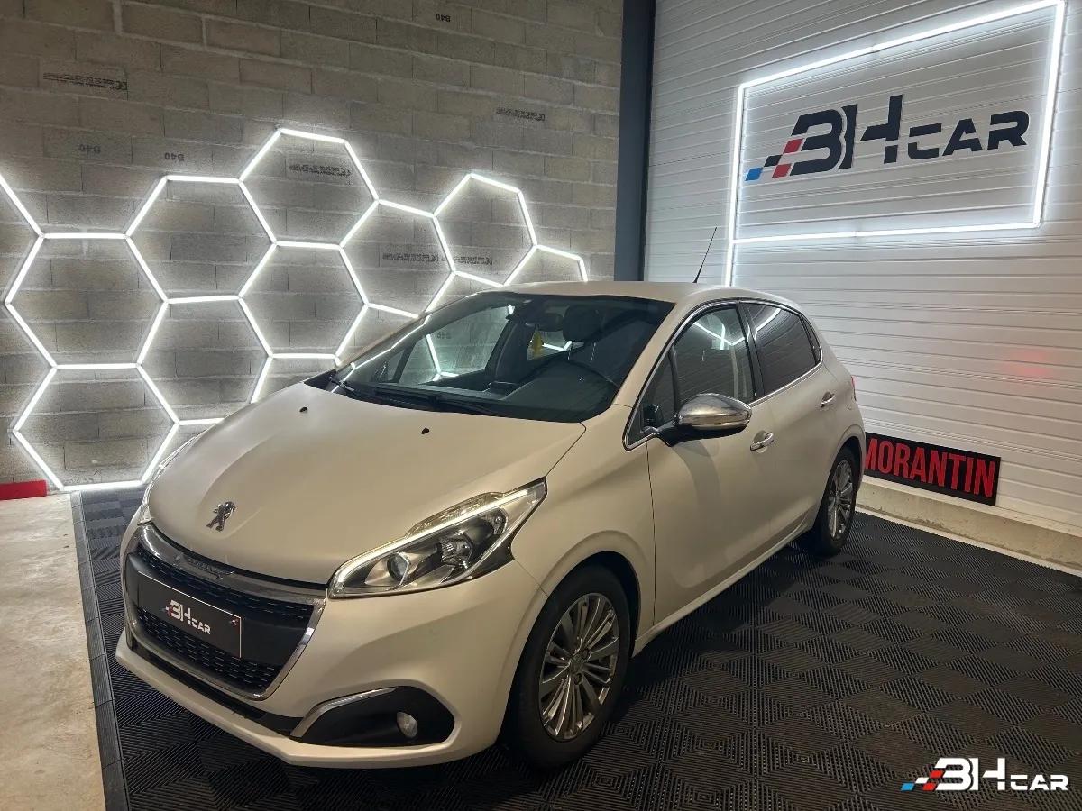 Image: Peugeot 208 GENERATION-I 1.2 PURETECH 80 ACTIVE