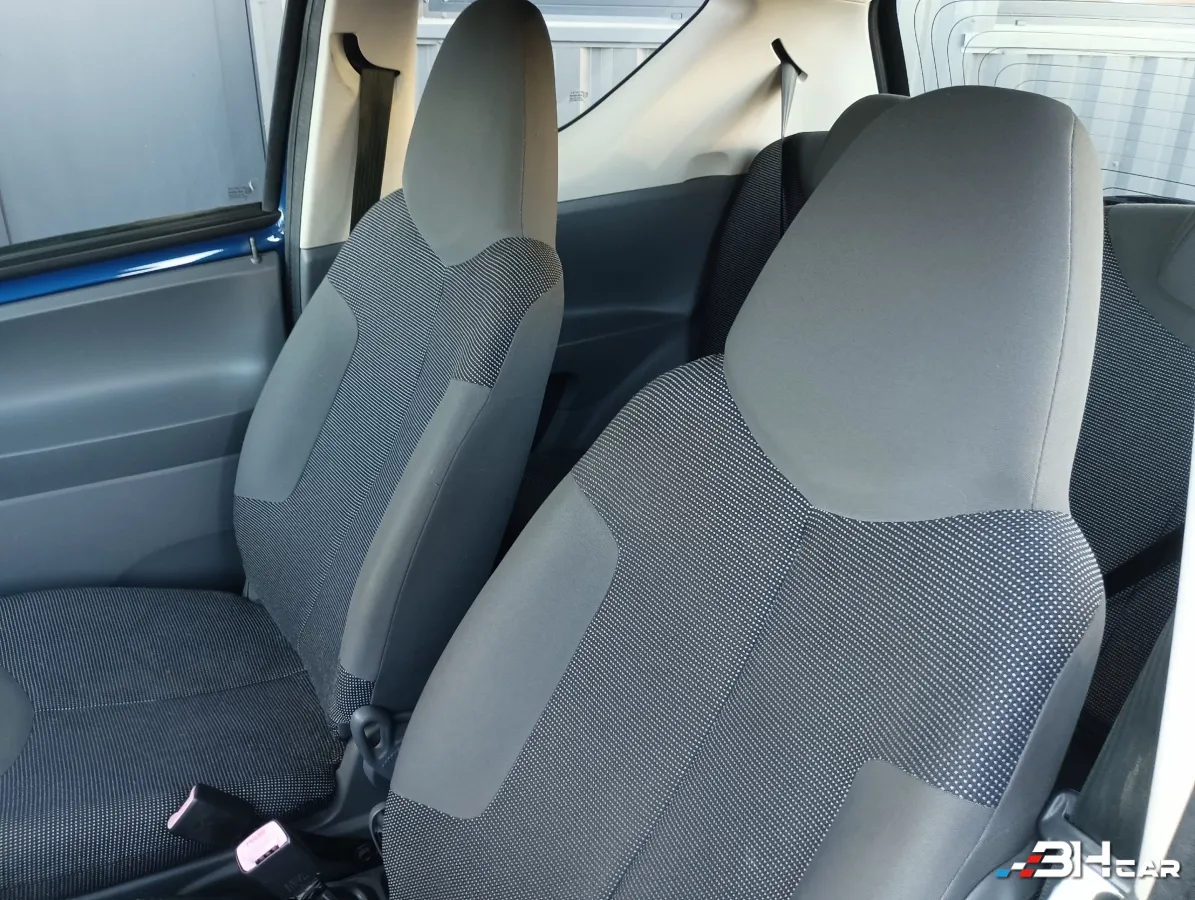 Peugeot 107 - photo 18