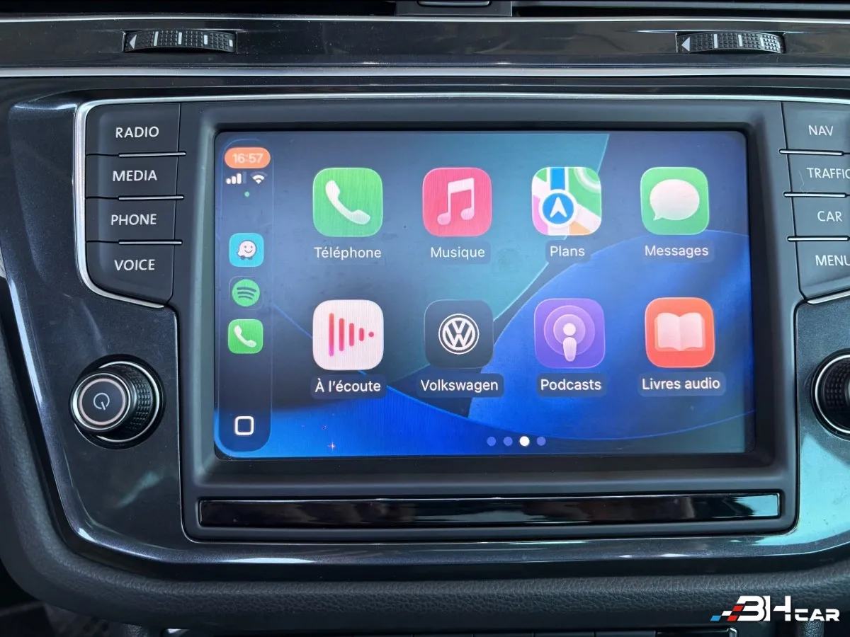 Volkswagen Tiguan - photo 16