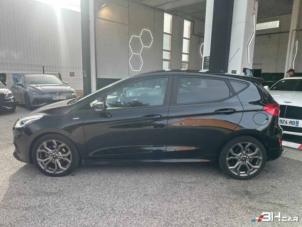 Ford Fiesta - photo 11