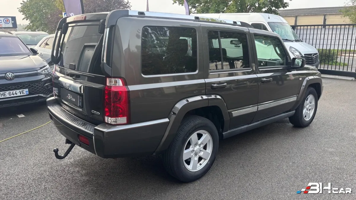 Jeep Commander - photo 3