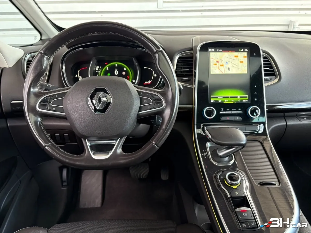 Renault Espace - photo 12