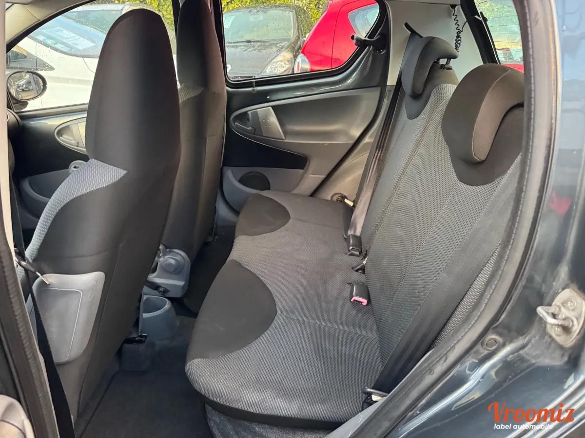 Toyota Aygo 1.0 VVTI 70 CONFORT