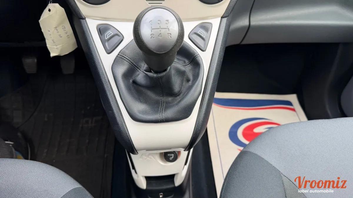 Ford Ka 1.2 70 TITANIUM