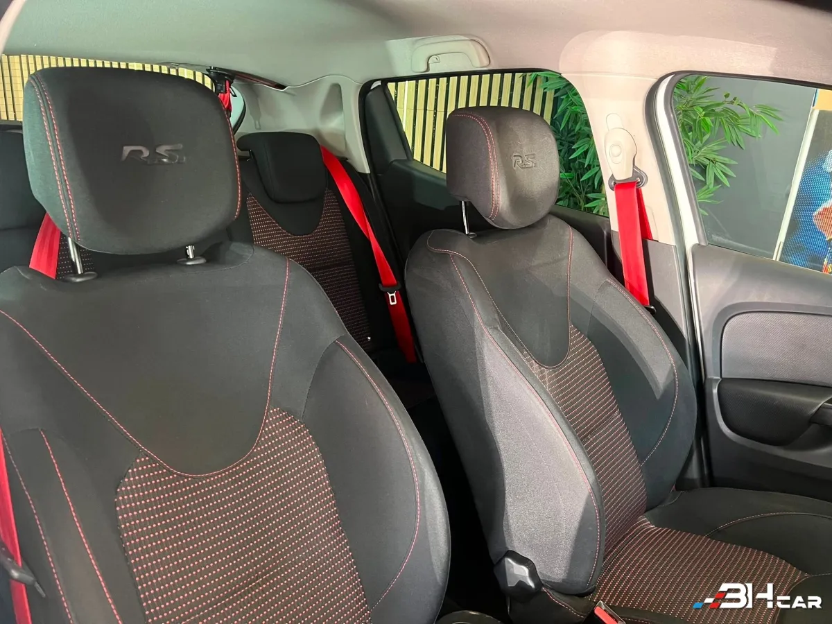 Renault Clio - photo 15