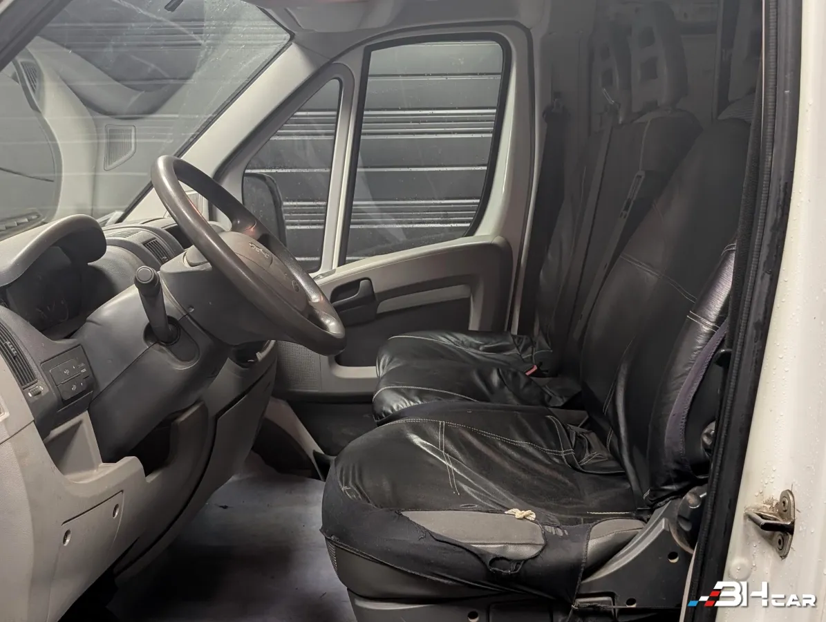 Peugeot Boxer Vu - photo 8