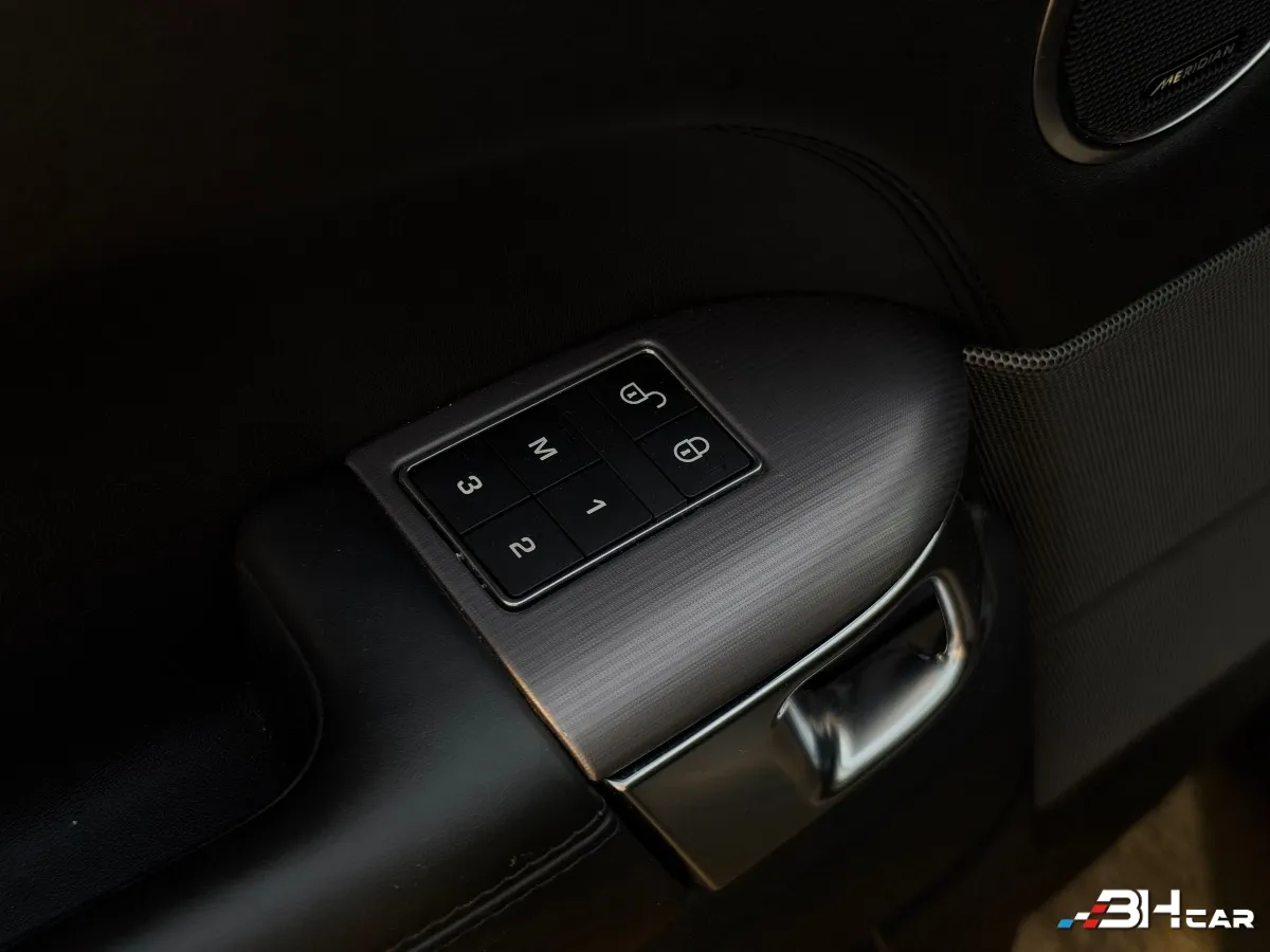 Land Rover Range Rover Sport - photo 24