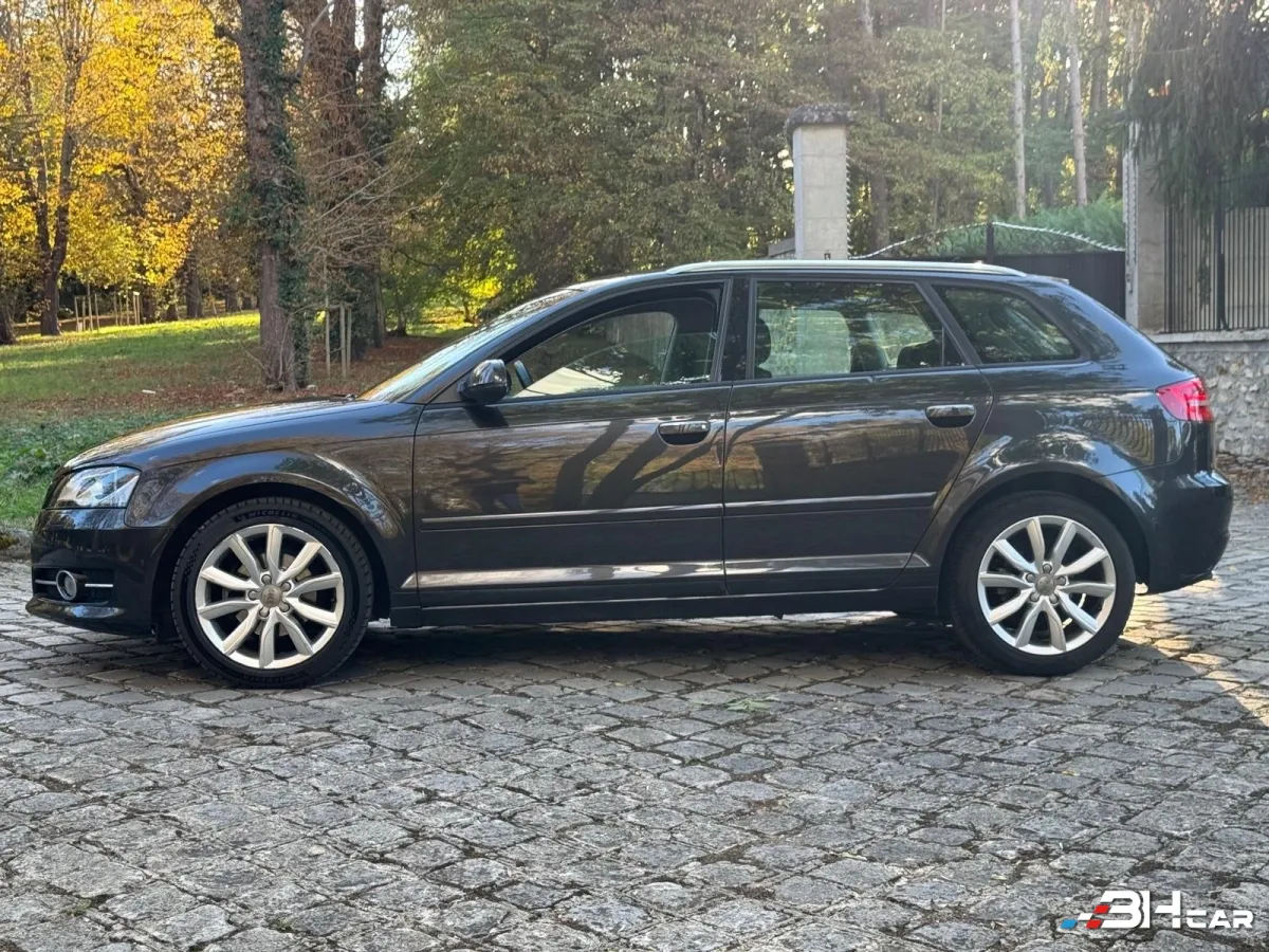 Audi A3 - photo 7