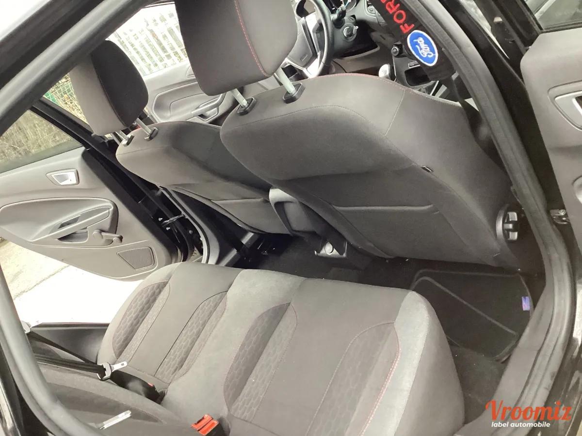 Ford Fiesta 1.0 SCTI 100 VIGNALE BLACK