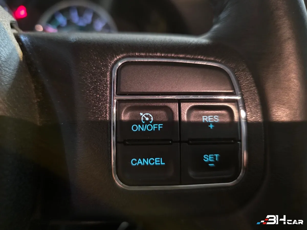 Jeep Wrangler - photo 15