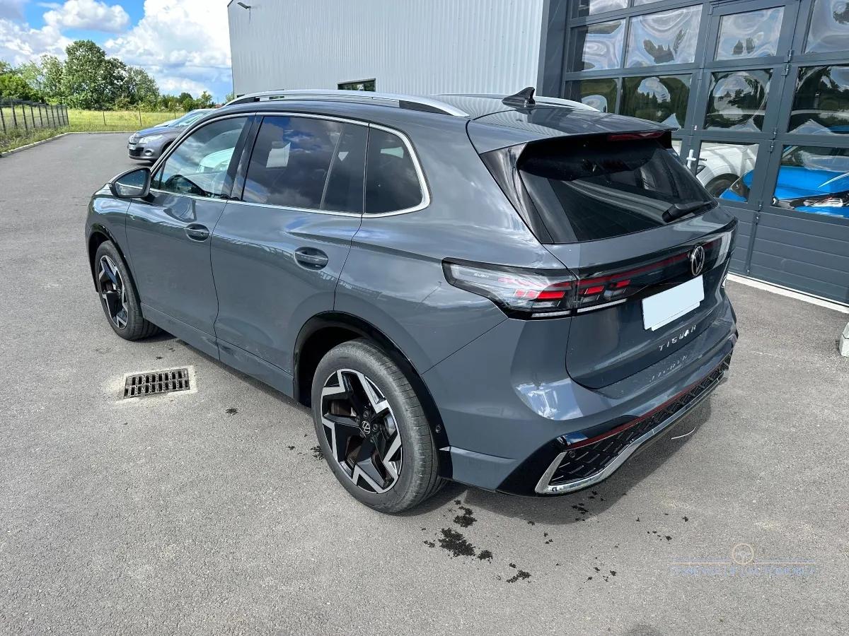 Volkswagen Tiguan 2.0 TDI 150 R-LINE DSG BVA