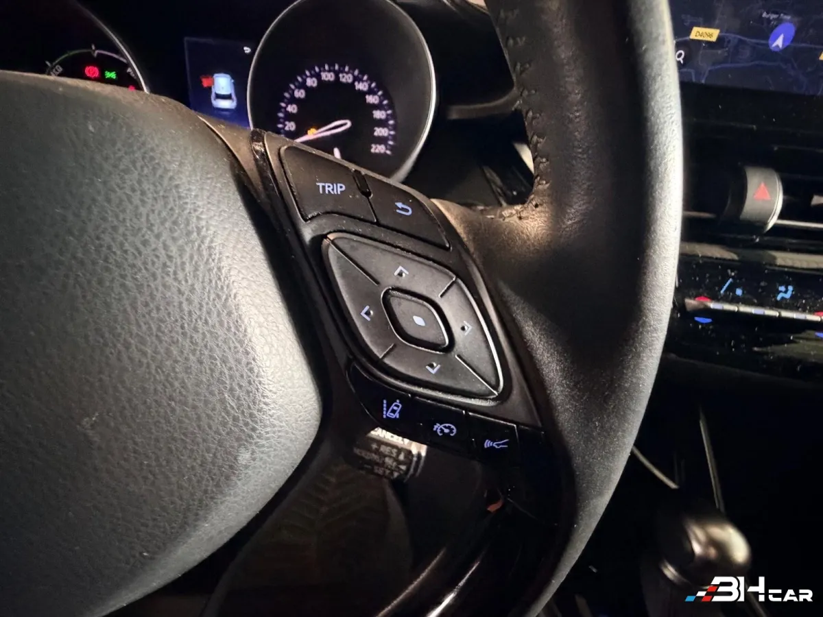 Toyota C-hr - photo 10