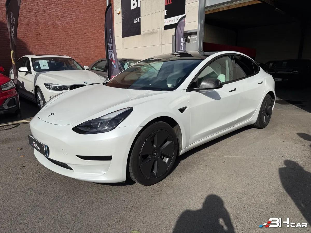Image Tesla Model-3