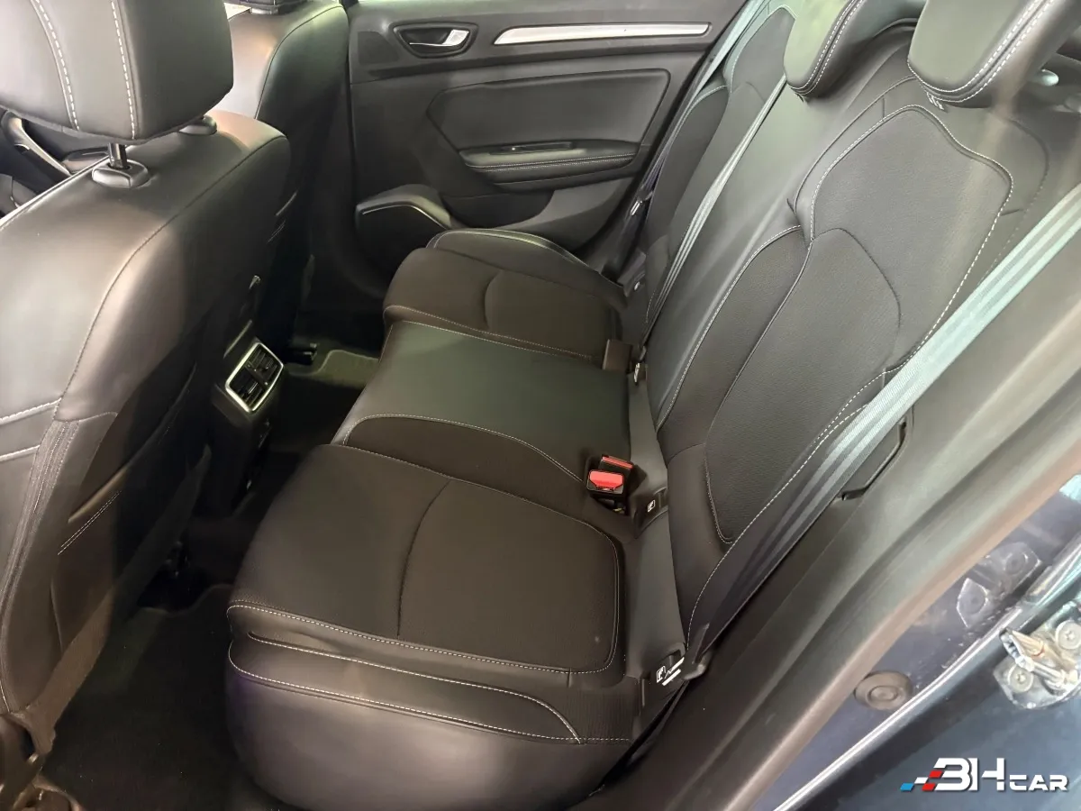 Renault Megane - photo 15