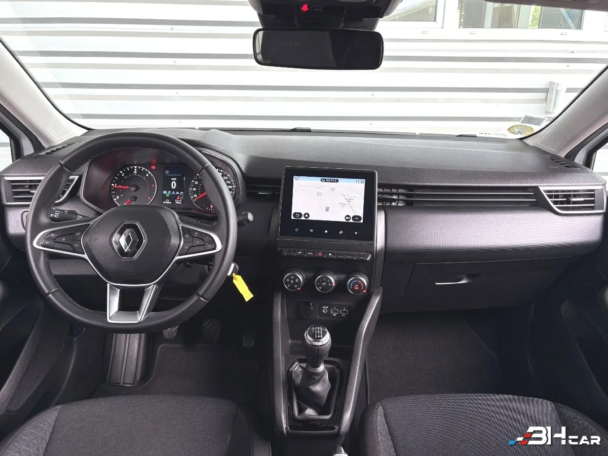 Renault Clio - photo 12