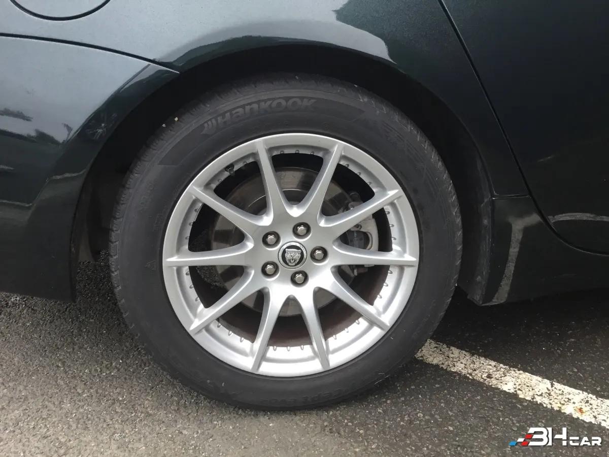 Aperçu indisponible de Jaguar XJ