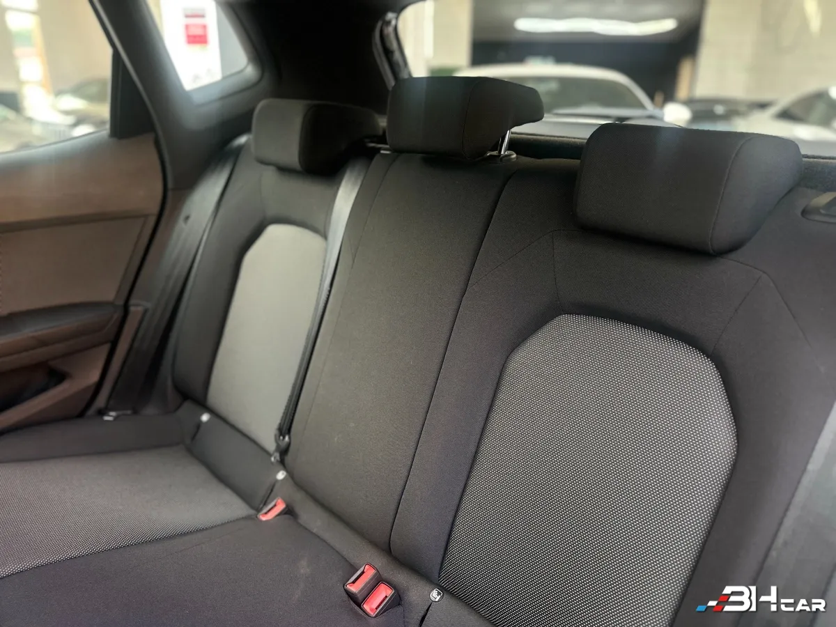 Seat Arona - photo 25