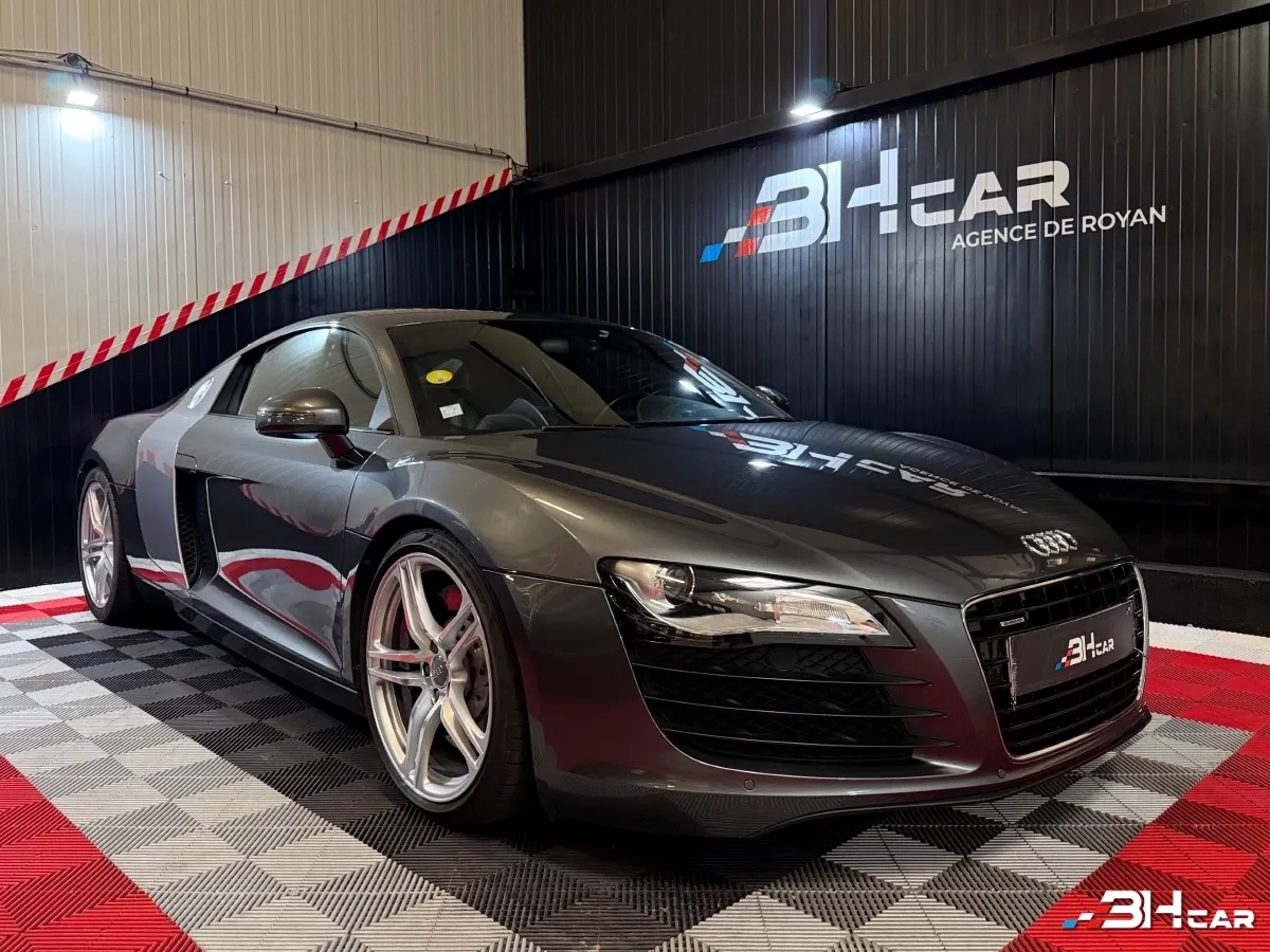 Audi R8