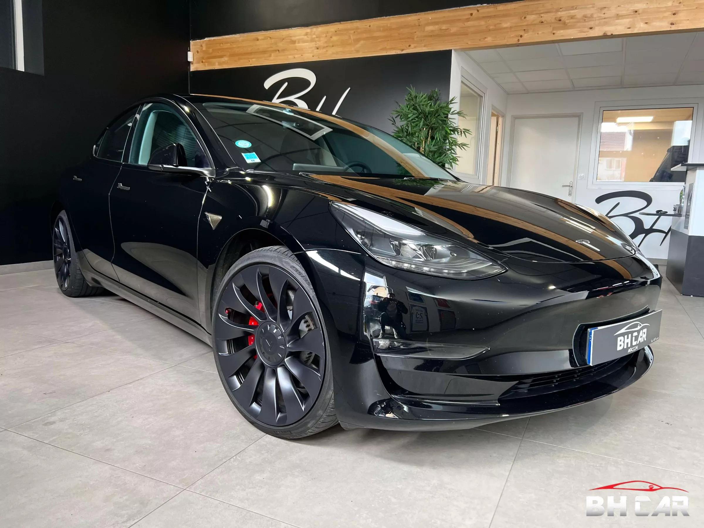 Image: Tesla Model-3
